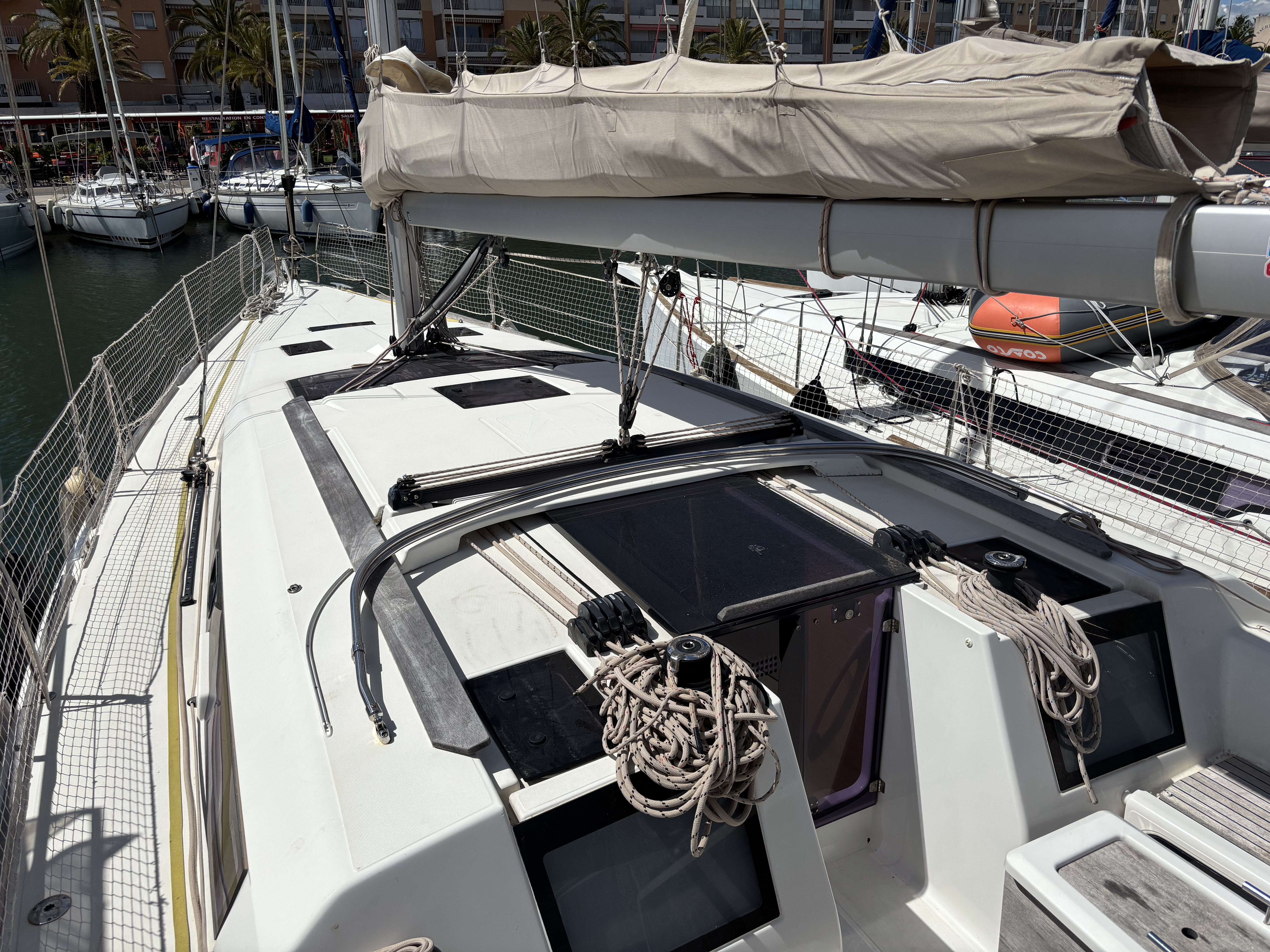 DUFOUR 412