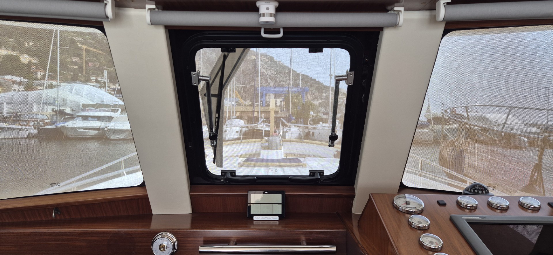 SASGA YACHTS 42
