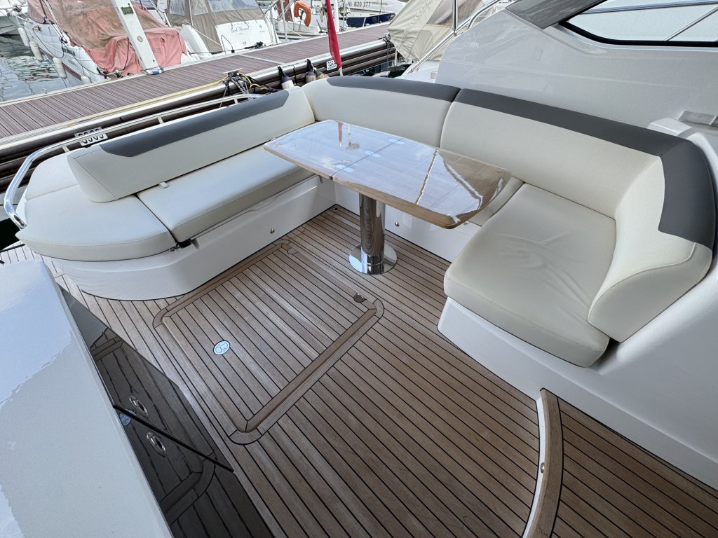 Princess V40