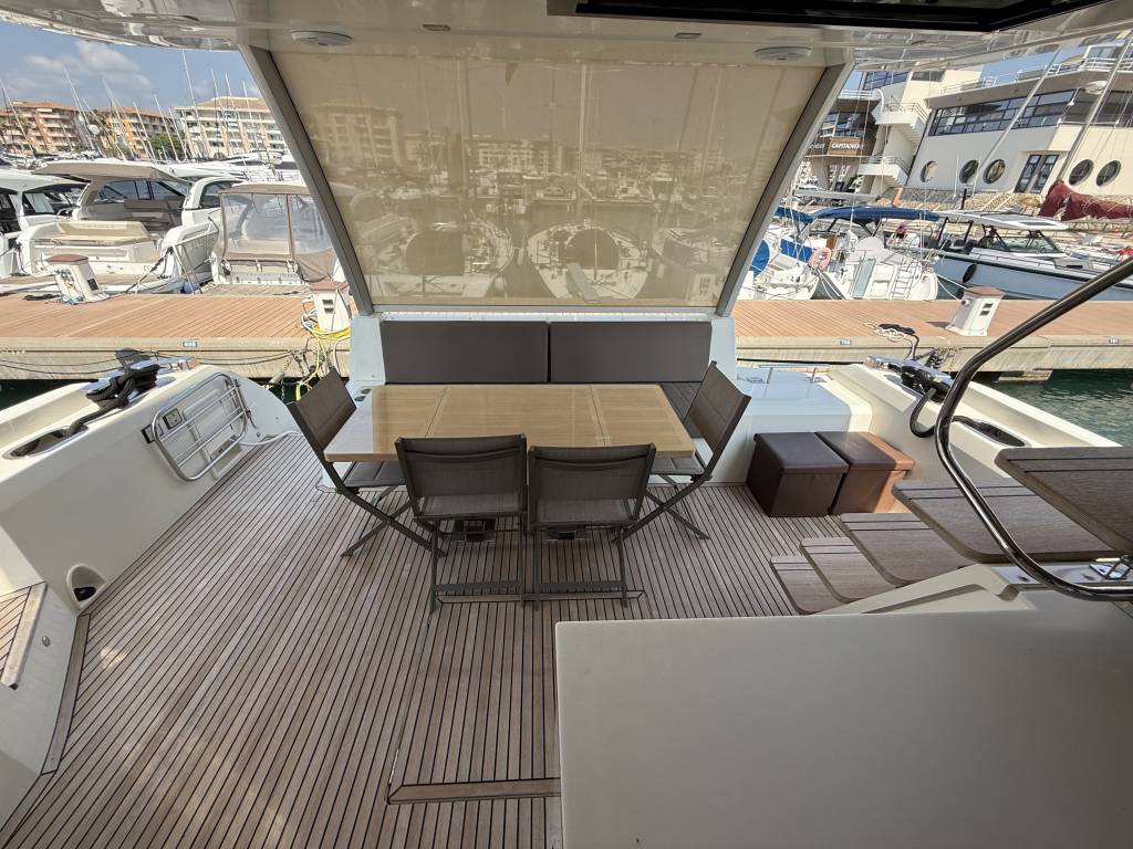 JEANNEAU Prestige 630