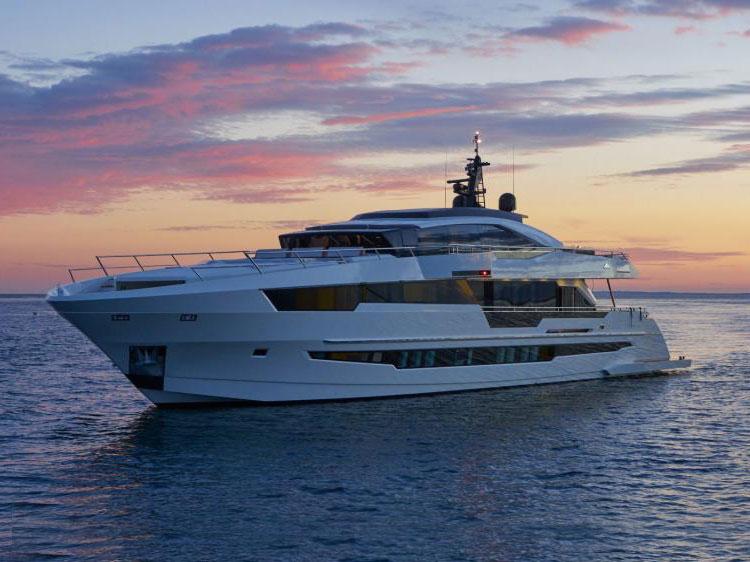 ASTONDOA 110 Century